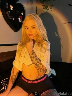 lolafae profile photo