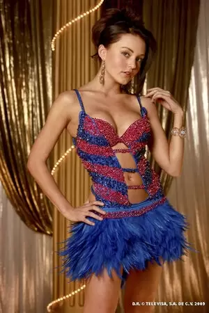 Angelique Boyer profile photo