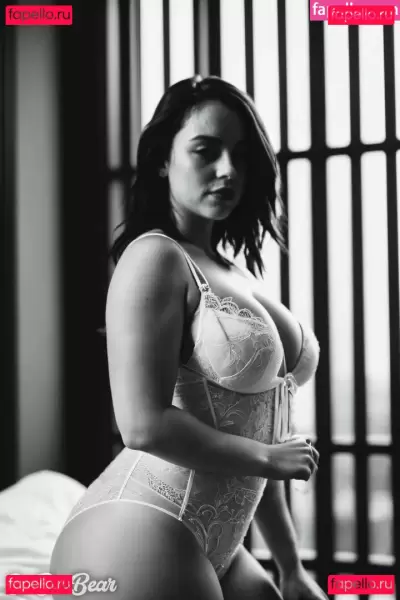 Billie Eilish / Fake / billeeilish / billieeilish Nude Onlyfans Photo Gallery photo 885