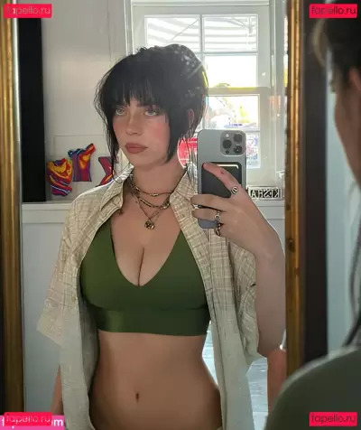 Billie Eilish / Fake / billeeilish / billieeilish Nude Onlyfans Photo Gallery photo 136