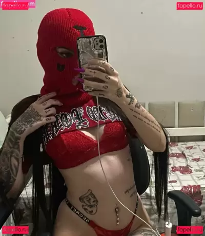 Clarapixys Nude Onlyfans Photo Gallery photo 2