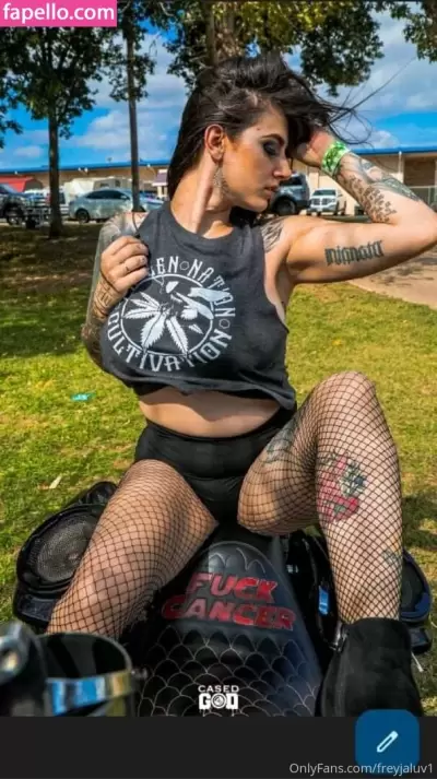 a_zfree / freyjaluv1 Nude Onlyfans Photo Gallery photo 26