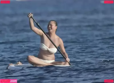 Chrissy Teigen Nude Onlyfans Photo Gallery photo 612