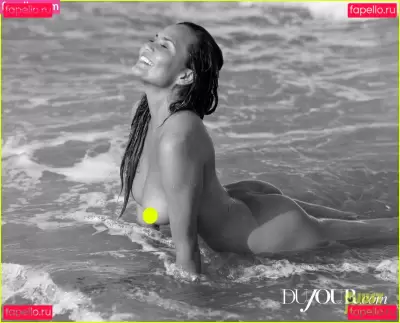 Chrissy Teigen Nude Onlyfans Photo Gallery photo 292