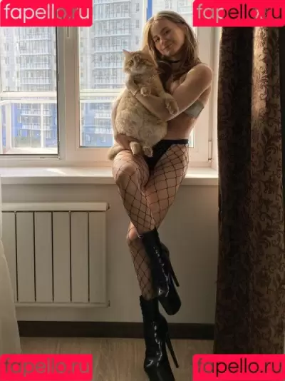 Toma Efremova Nude Onlyfans Photo Gallery photo 1188