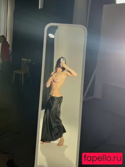 Toma Efremova Nude Onlyfans Photo Gallery photo 989
