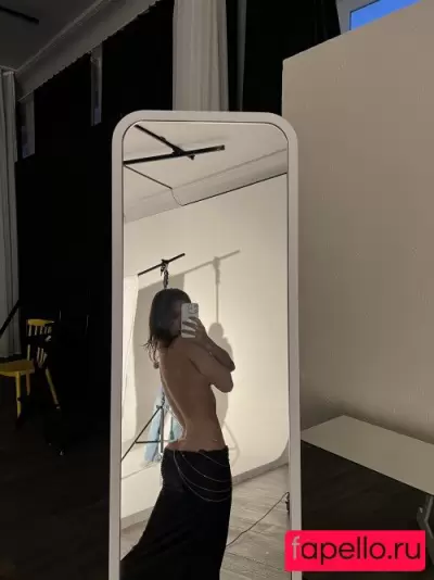 Toma Efremova Nude Onlyfans Photo Gallery photo 911