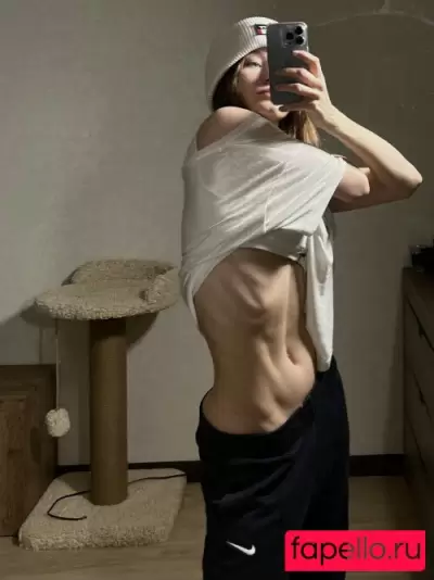 Toma Efremova Nude Onlyfans Photo Gallery photo 899