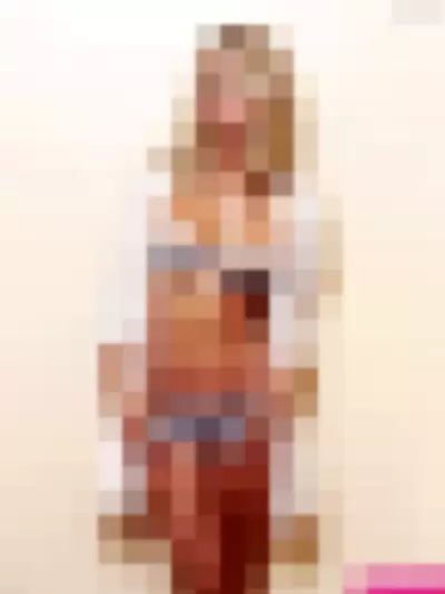 Kaley Cuoco Nude Onlyfans Photo Gallery photo 1062