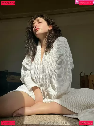 Sophoulla Nude Onlyfans Photo Gallery photo 1048
