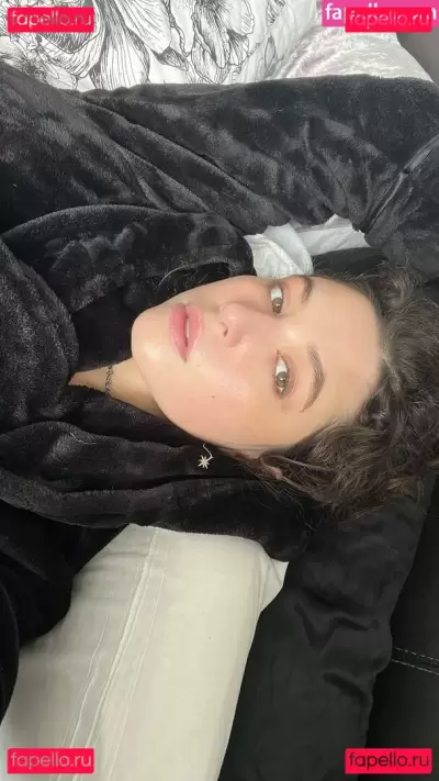 Sophoulla Nude Onlyfans Photo Gallery photo 925