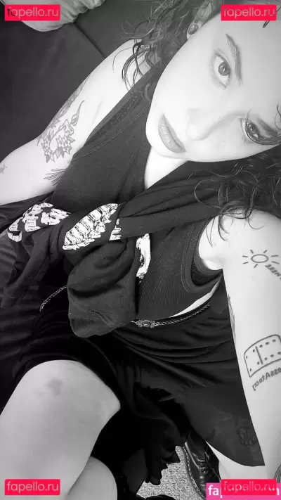 Sophoulla Nude Onlyfans Photo Gallery photo 545