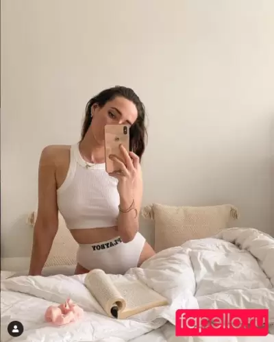 Sophoulla Nude Onlyfans Photo Gallery photo 184