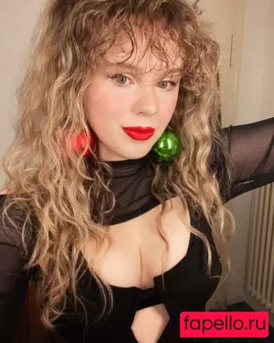 Sophoulla Nude Onlyfans Photo Gallery photo 168
