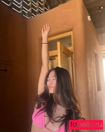 Sophoulla Nude Onlyfans Photo Gallery photo 102