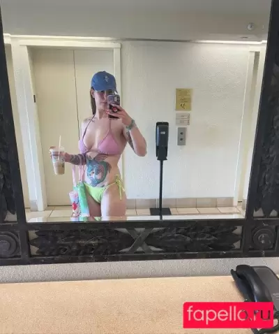 Sophoulla Nude Onlyfans Photo Gallery photo 31