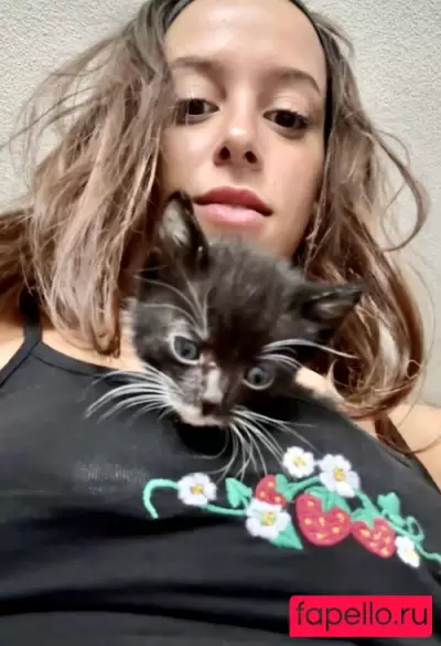 Sophoulla Nude Onlyfans Photo Gallery photo 11