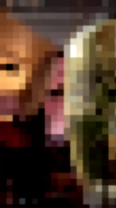 Ellanabryan - z6aNhKbxLz