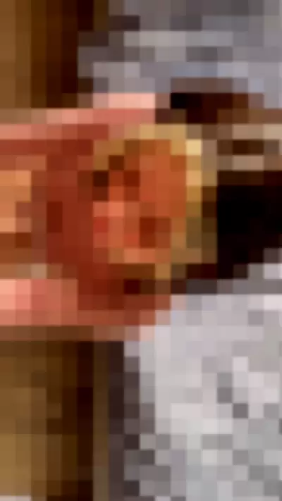 PetitePoster18 - 0JzQteXrFA