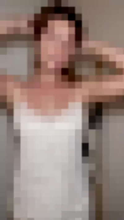 kaylaazjones - SncNfG1ElN