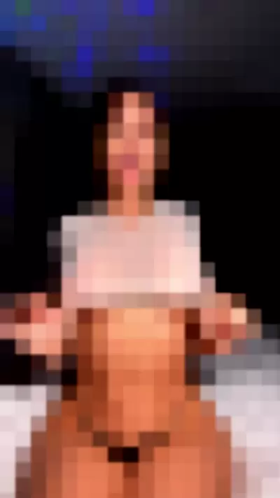 Lyna Perez - AGwMZJLbLv