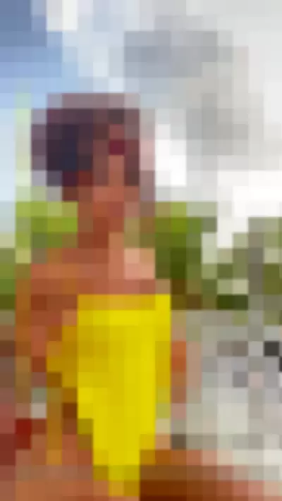 Laura Saenz Video video thumbnail