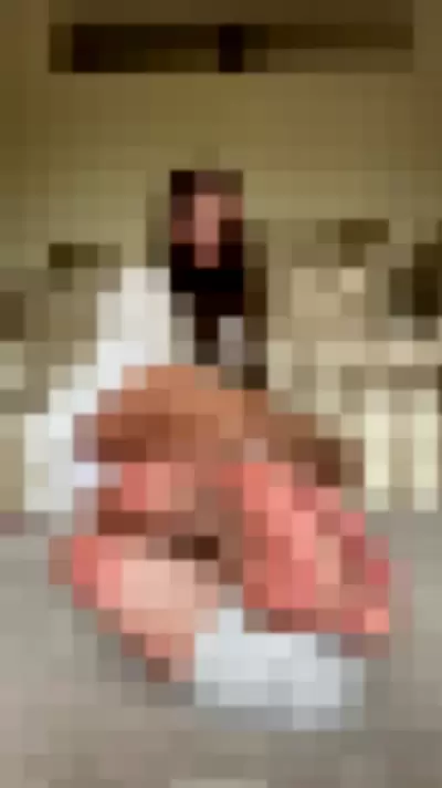 babebarefootfree Video video thumbnail
