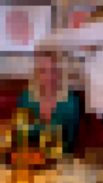 Denise Van Oulten - 7gXrbqNdcM