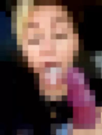 Miley Cyrus - 6aMs5ur3L0
