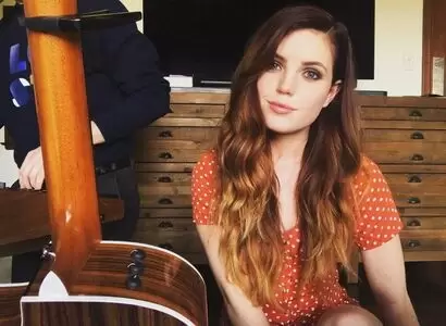 Sydney Sierota profile photo